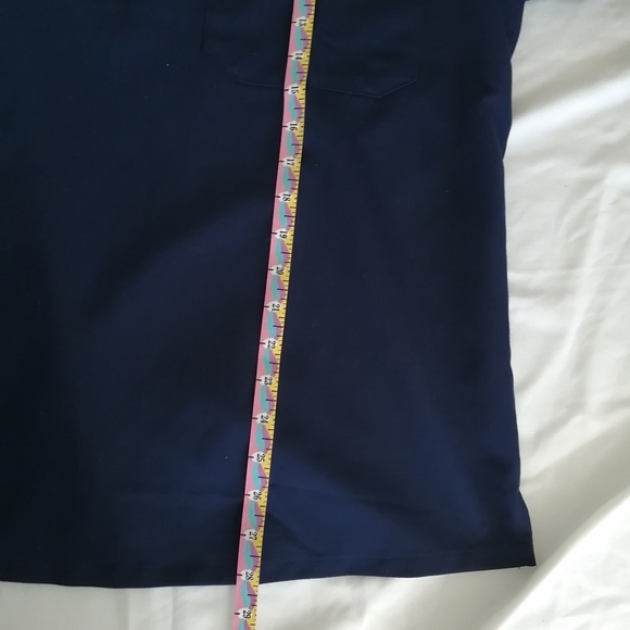 Figs Catarina One Pocket Scrub Top Navy XL - Picture 11 of 13